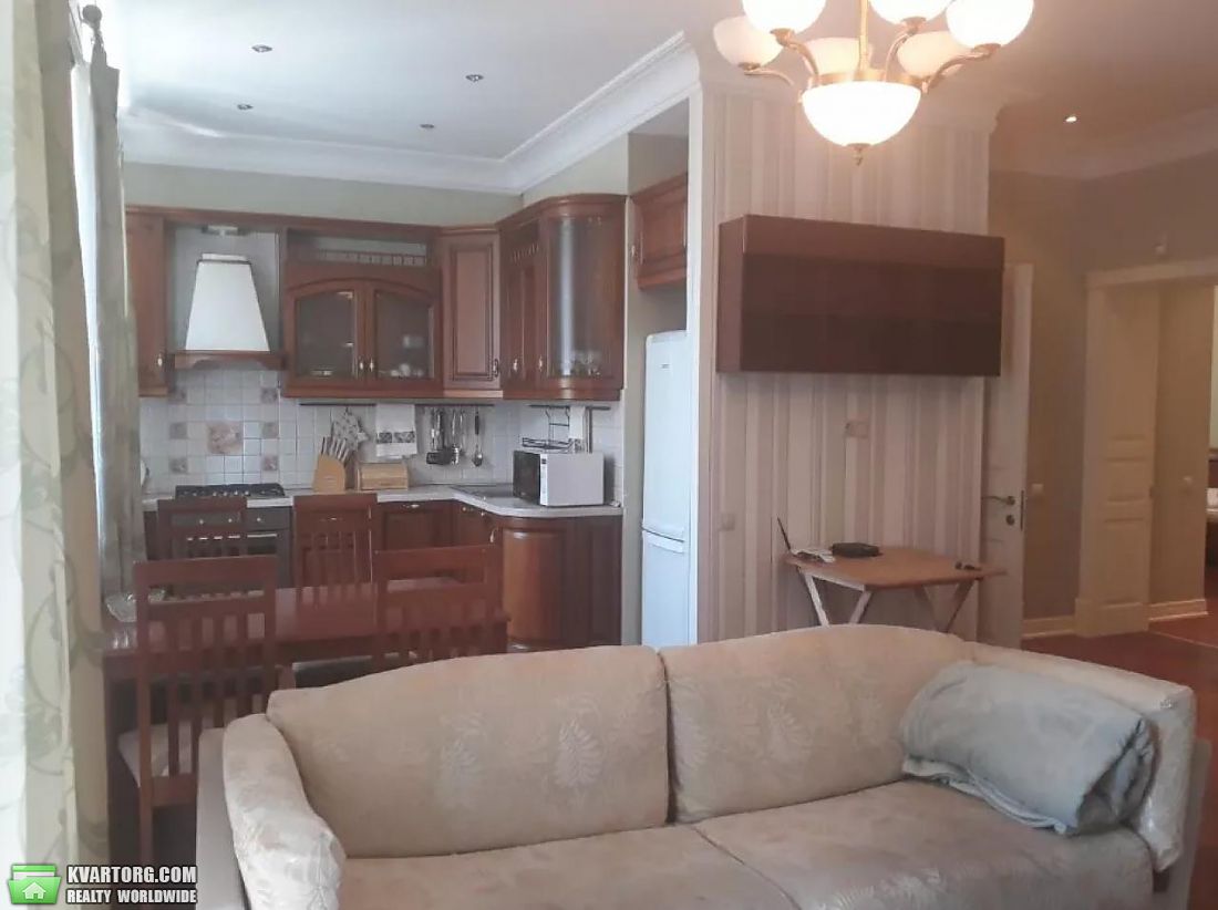Rent out 2-room apartment. Киев,  Никольско-Ботаническая — photo 1