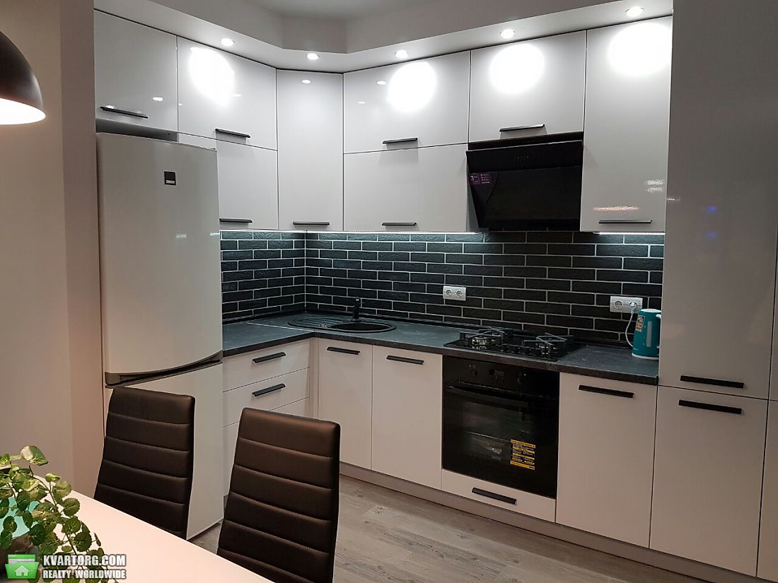 Sell 2-room apartment. Киев, Волошковая — photo 2