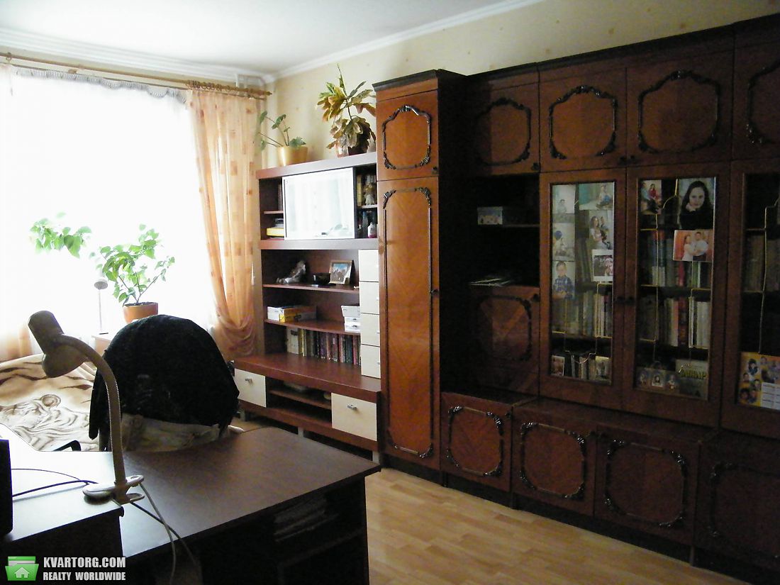 Sell 3-room apartment. Киев,  Симиренко — photo 4
