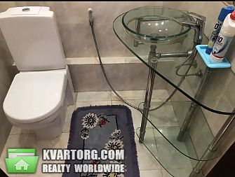 Rent out 3-room apartment. Киев, Почайнинская — photo 10