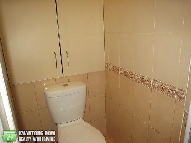 Sell 3-room apartment. Киев,  Олевская — photo 9