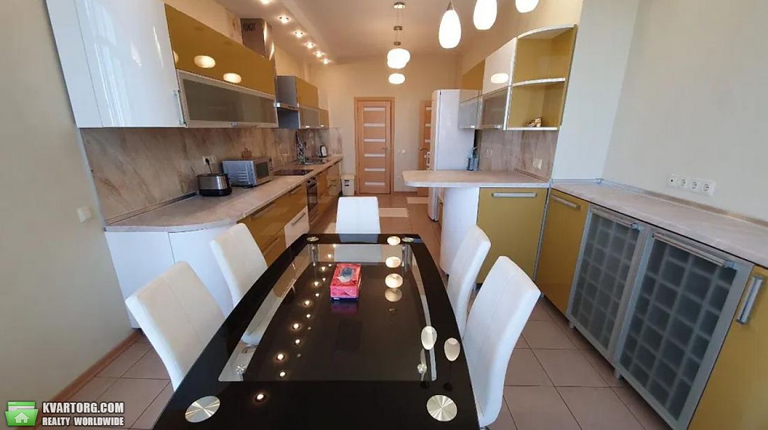 Rent out 3-room apartment. Киев,  Артема — photo 8