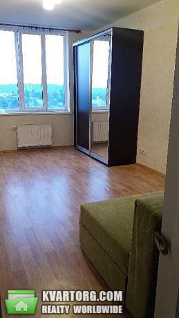 Rent out 1-room apartment. Киев,  Урловская — photo 3