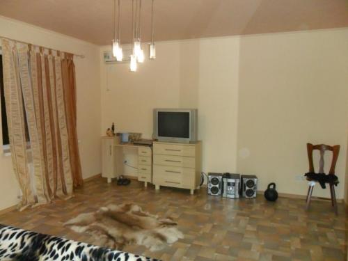 Rent out house. Днепропетровск, Аэродромная — photo 8