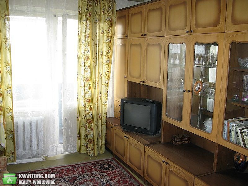 Sell 1-room apartment. Киев,  Миропольская — photo 1