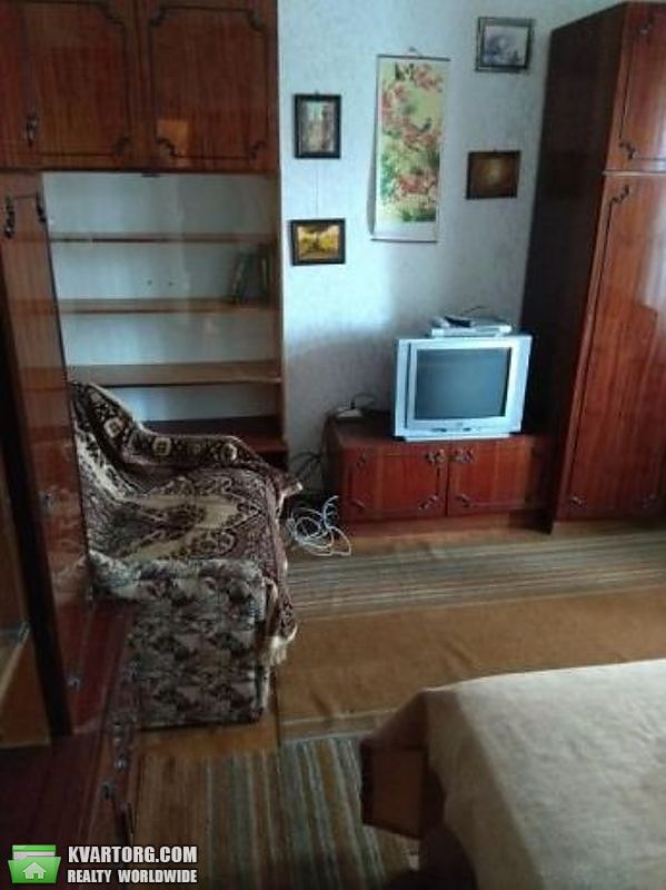 Sell 1-room apartment. Киев,  Дубровицкая — photo 1
