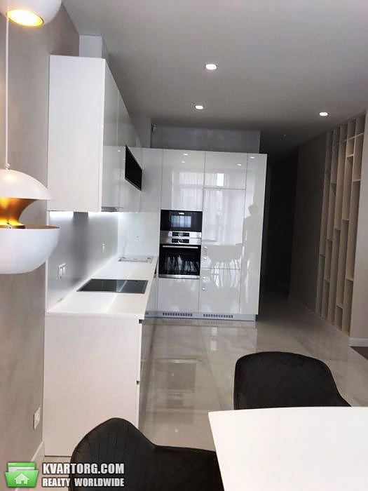 Sell 3-room apartment. Киев,  Драгомирова — photo 1