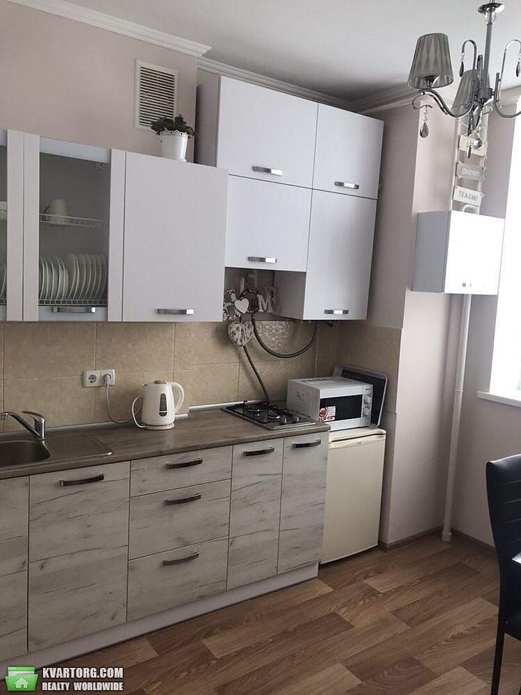 Rent out 1-room apartment. Киев,  Львовская — photo 3