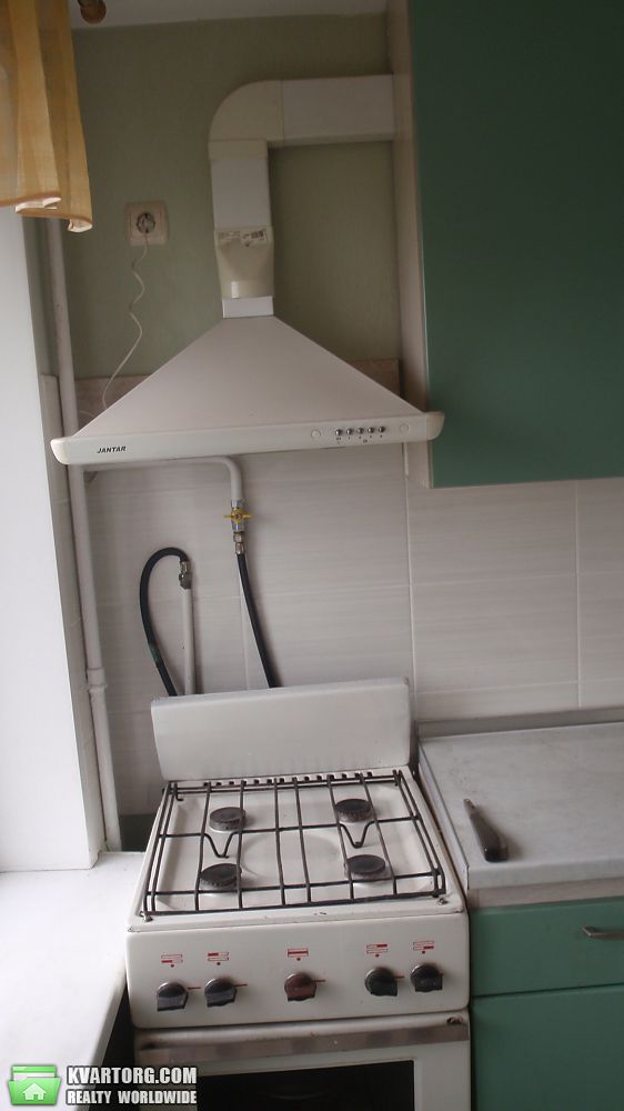Rent out 2-room apartment. Киев, Кирилловская — photo 1