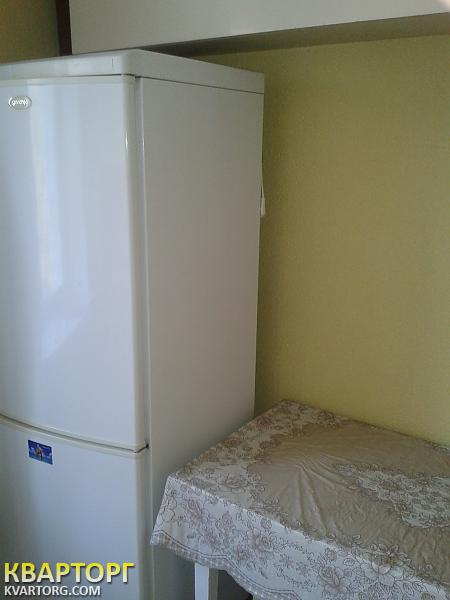 Rent out 2-room apartment. Киев, Телиги — photo 2