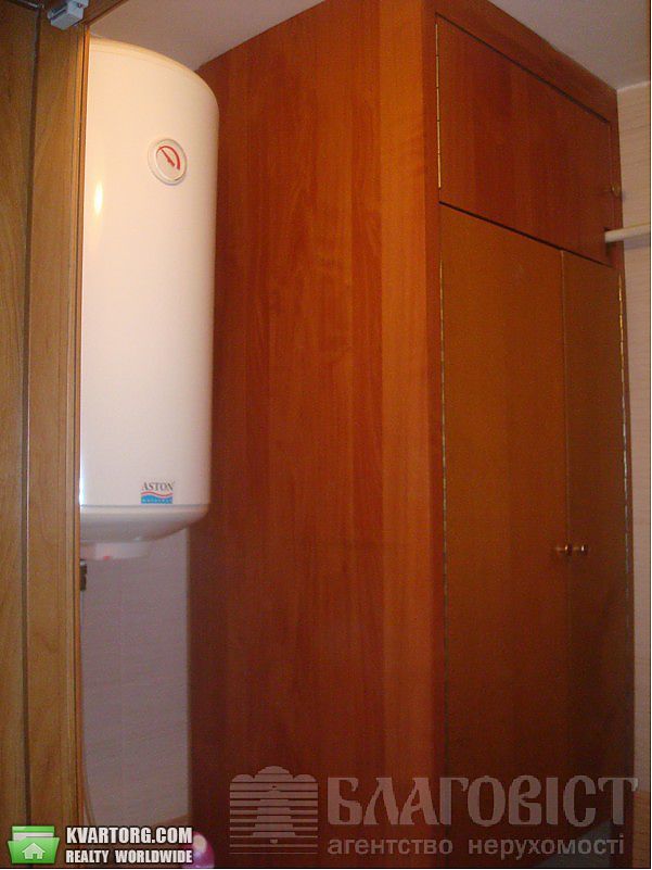 Sell 3-room apartment. Киев,  Приречная — photo 7