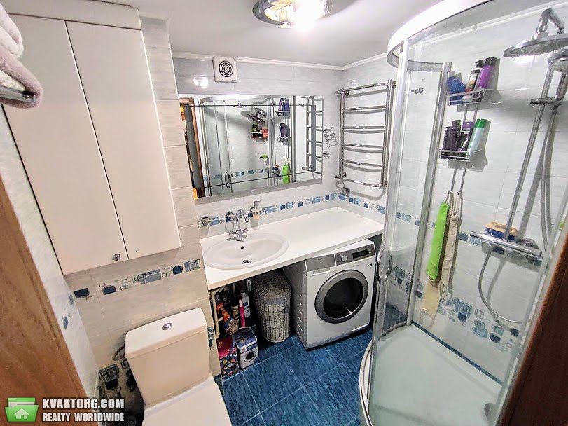 Sell 2-room apartment. Киев,  Автозаводская — photo 2