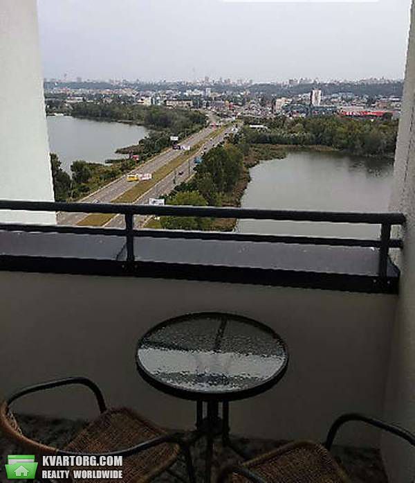Rent out 2-room apartment. Киев,  Оболонский пр — photo 1