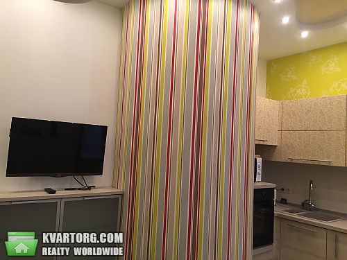 Rent out 2-room apartment. Киев, Госпитальный пер — photo 7