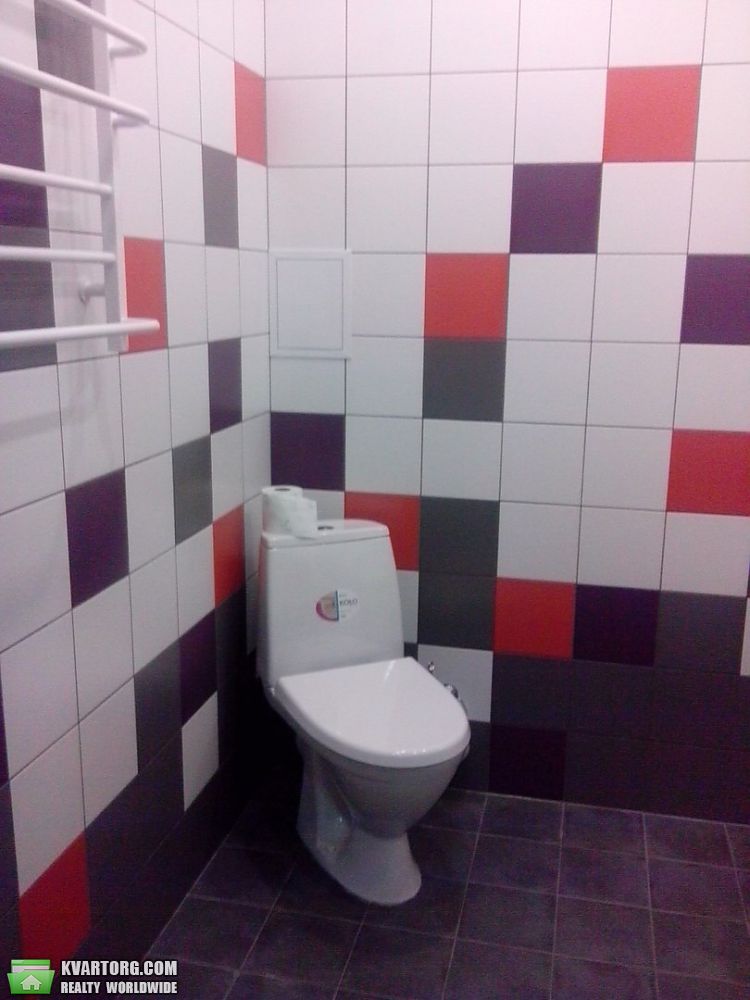 Rent out 1-room apartment. Киев,  Жмеринская — photo 9