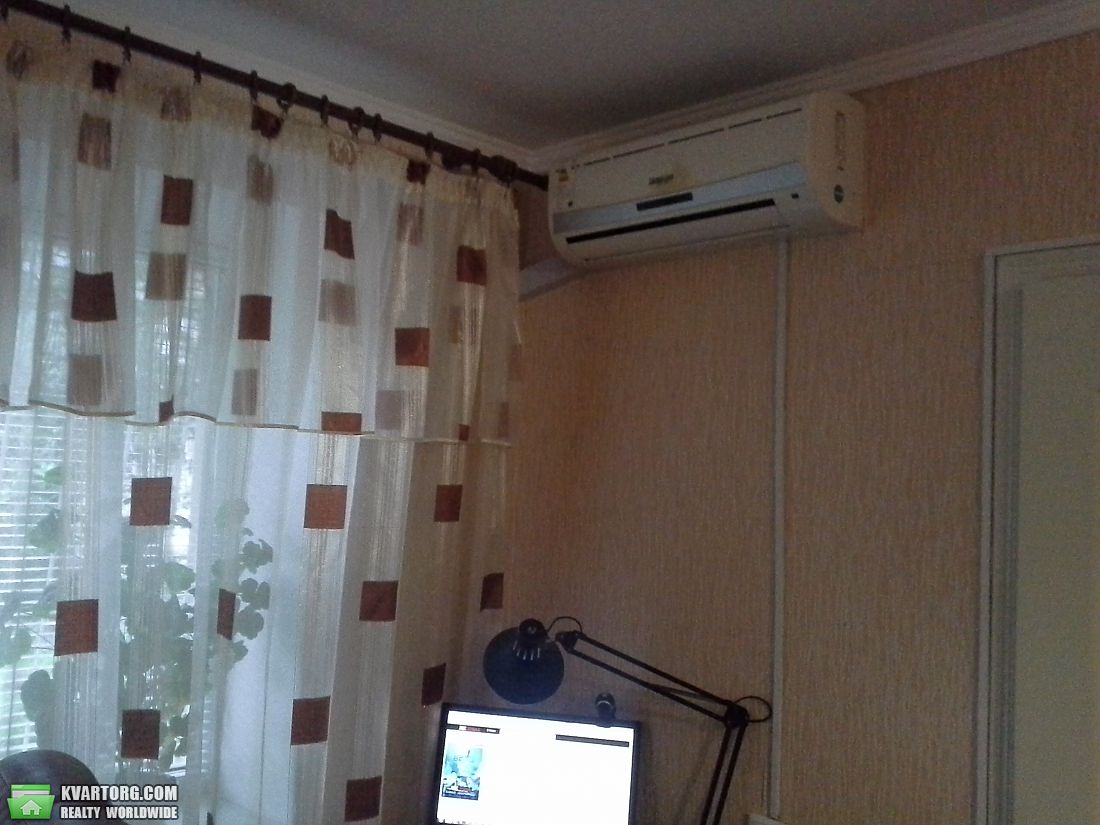 Sell 2-room apartment. Киев, Воздухофлотский пр-т. — photo 2