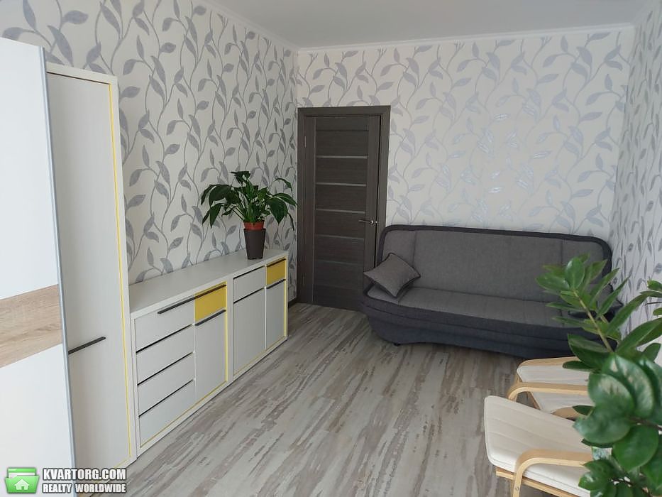 Rent out 3-room apartment. Киев, Регенераторна,4 — photo 4