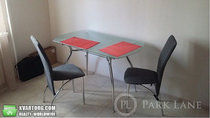 Sell 2-room apartment. Киев,  Урловская — photo 1