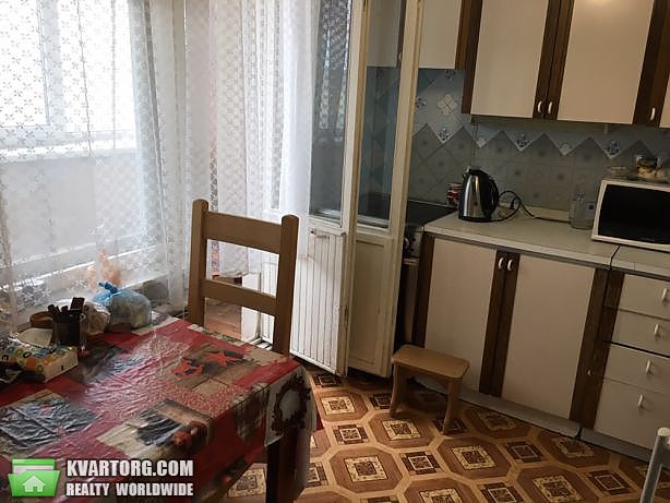 Rent out 2-room apartment. Киев,  Харьковское шоссе — photo 1