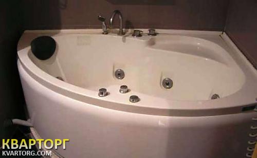 Rent out 1-room apartment. Киев,  Бажана — photo 3