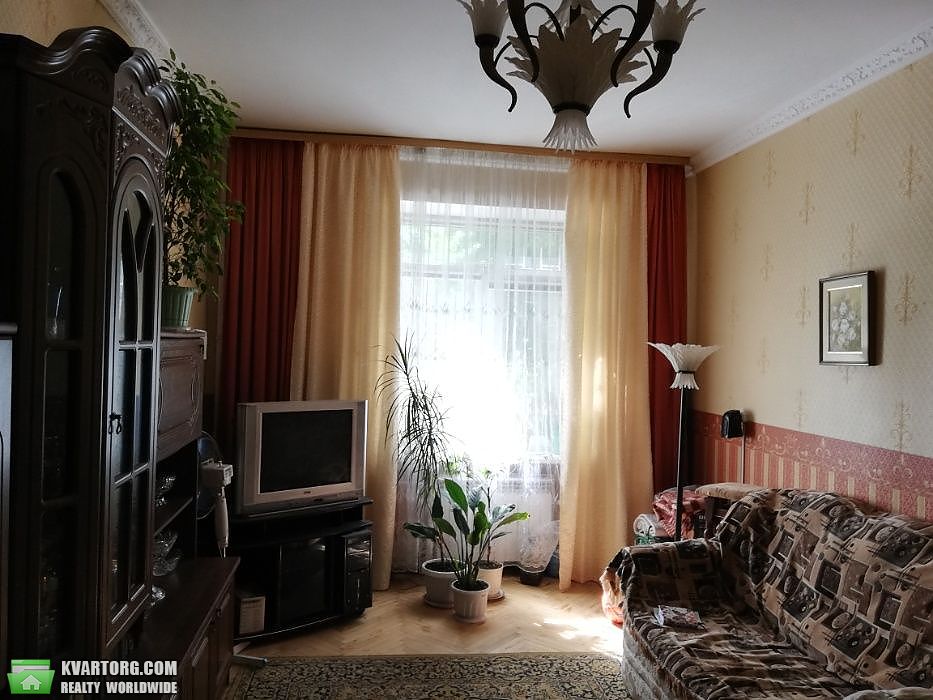 Sell 3-room apartment. Киев,  Вышгородская — photo 1