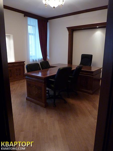 Rent out office. Киев,  Лютеранская — photo 1
