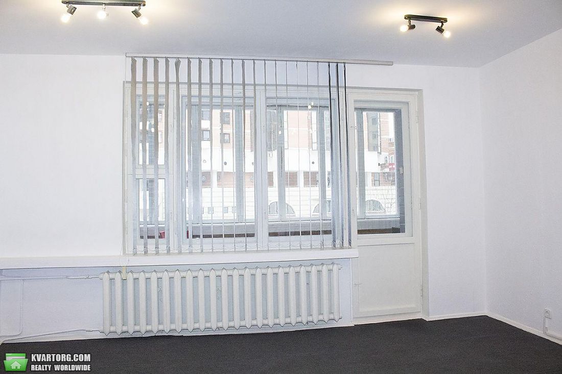 Sell 3-room apartment. Киев,  Старонаводницкая — photo 2