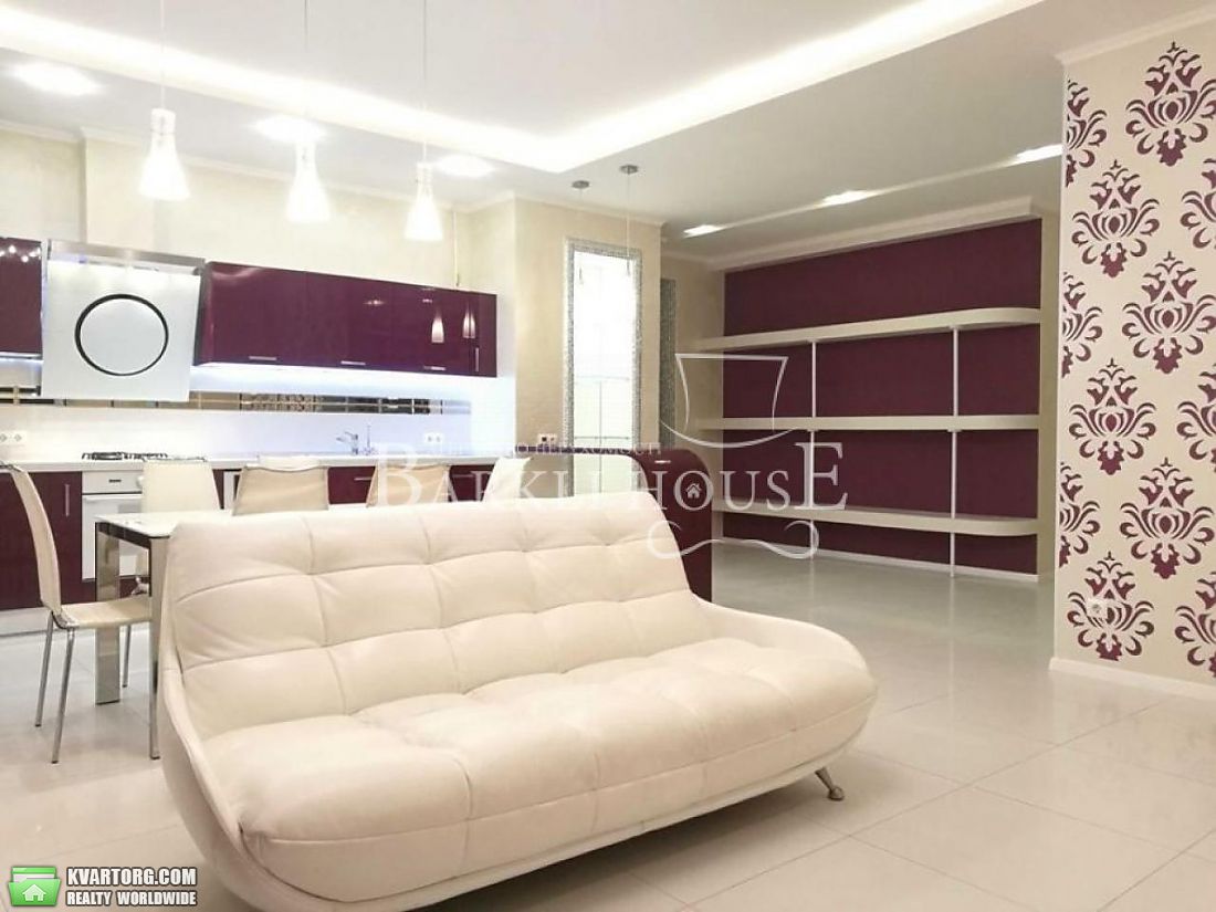Rent out 4-room apartment. Киев,  Вышгородская — photo 3