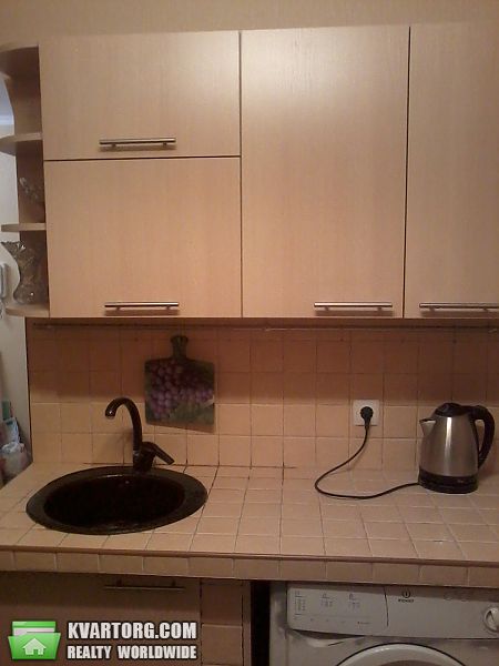 Rent out 1-room apartment. Киев, Радужная — photo 8