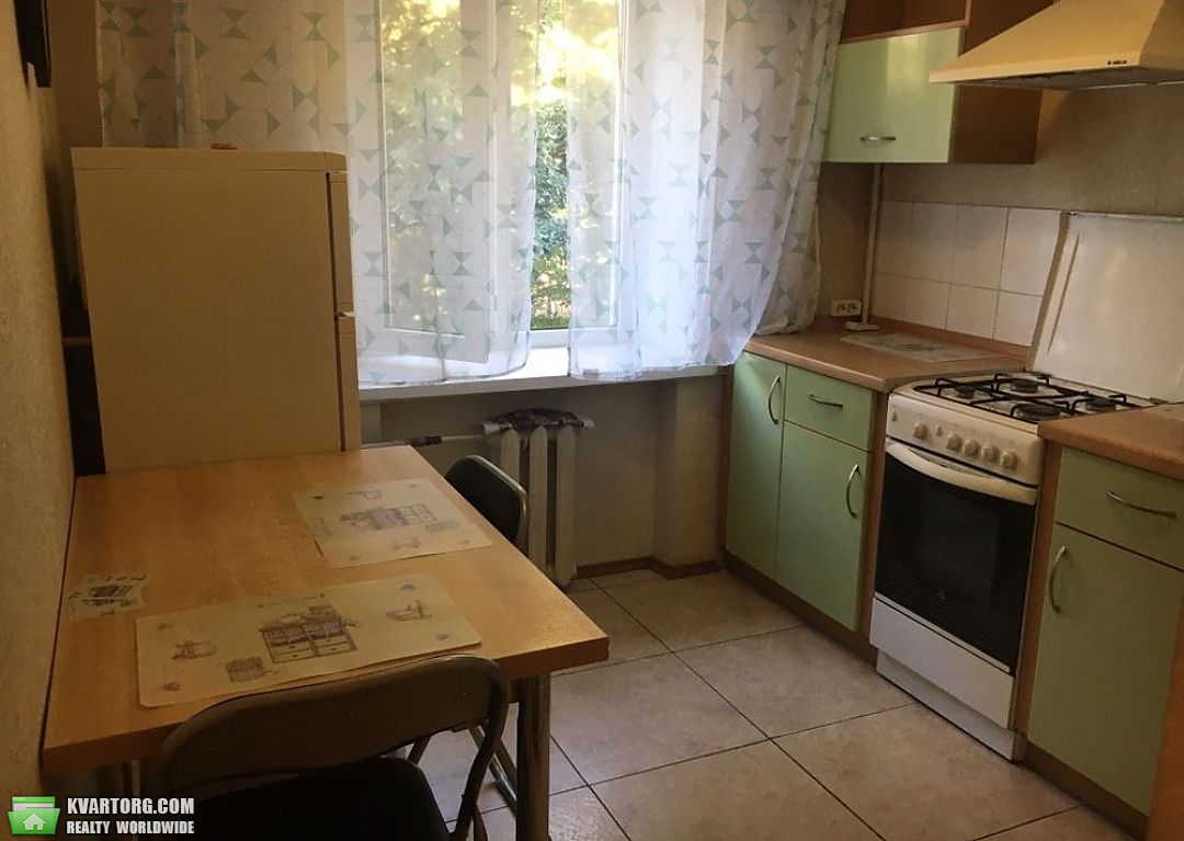 Rent out 3-room apartment. Киев,  Туполева — photo 3