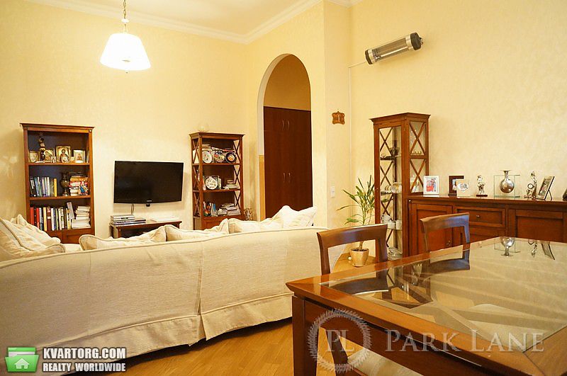 Sell 3-room apartment. Киев,  Артема — photo 1