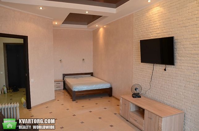 Rent out 1-room apartment. Днепропетровск, Центр — photo 2