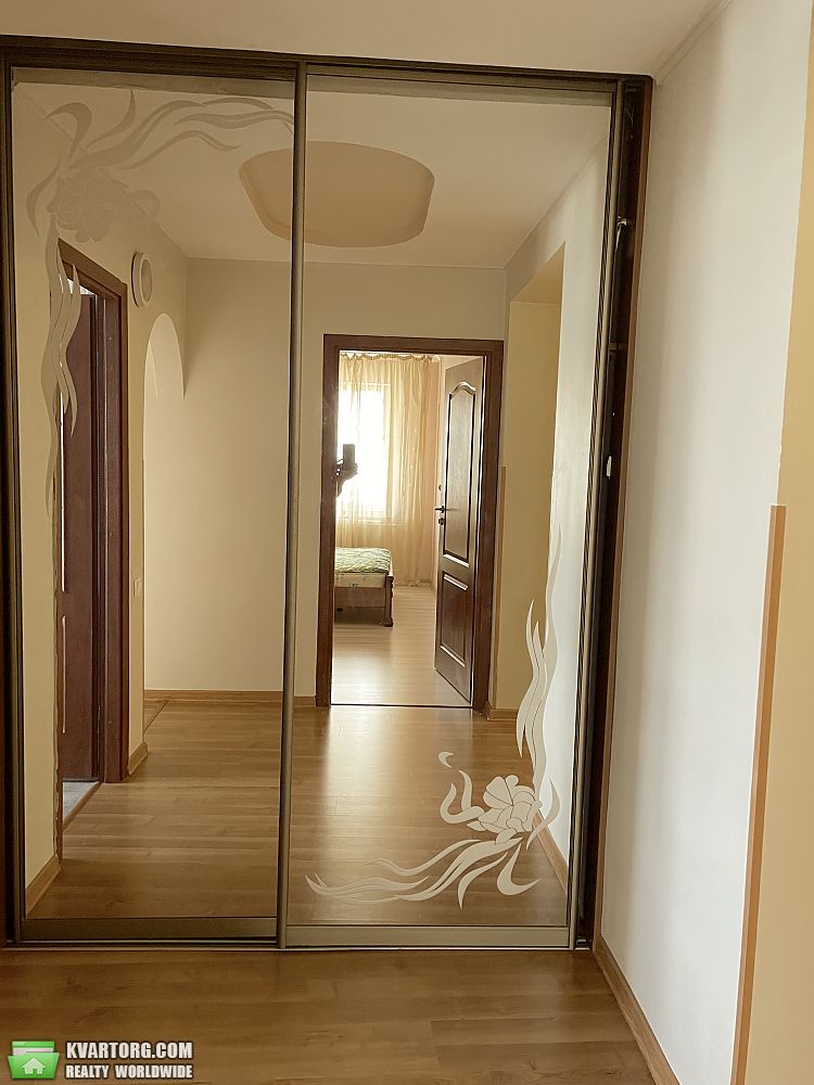Rent out 2-room apartment. Киев,  Бехтеревский пер — photo 7
