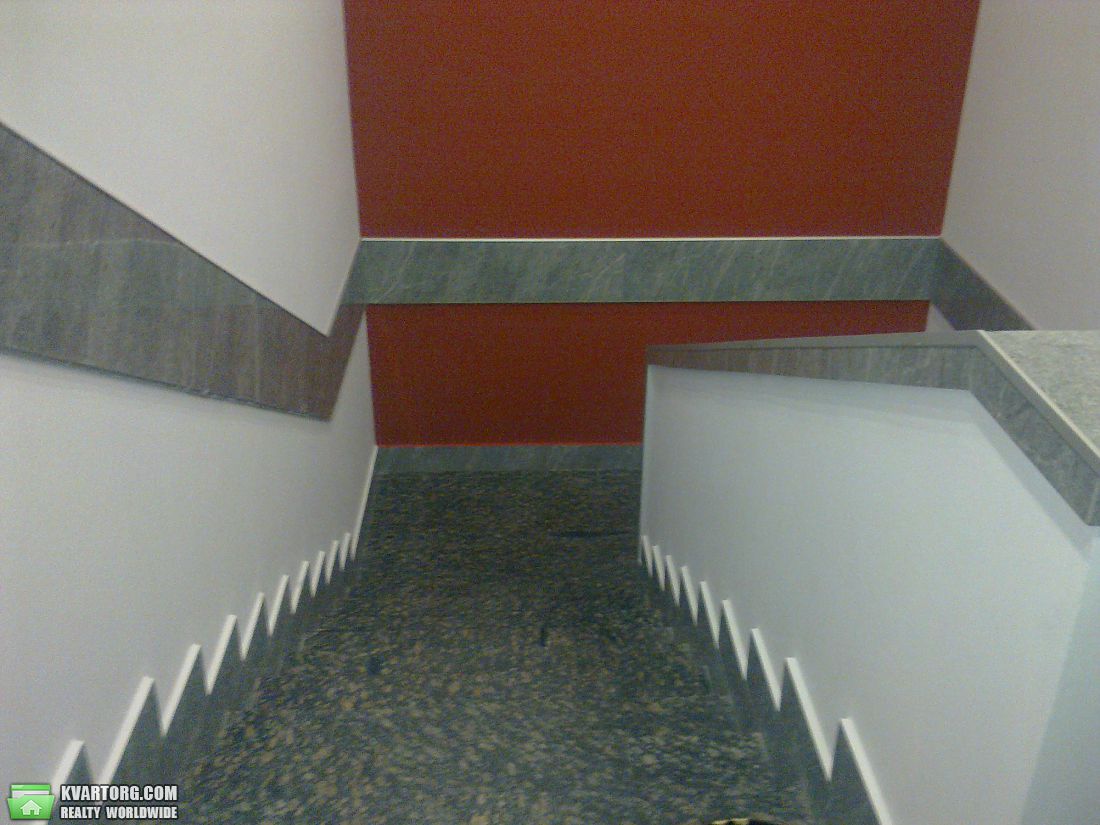 Rent out office. Киев, Черновола — photo 1