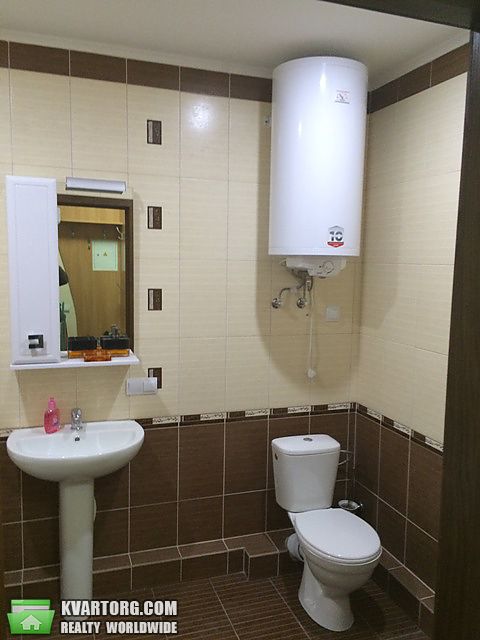 Rent out 1-room apartment. Киев,  Дегтяренко — photo 7