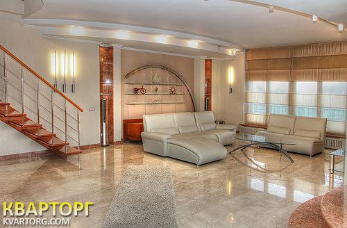 Sell office. Киев,  Владимирская — photo 1