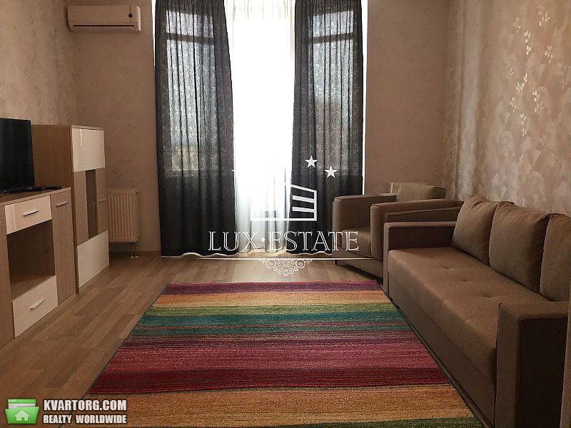 Rent out 2-room apartment. Киев,  Лабораторный пер — photo 1