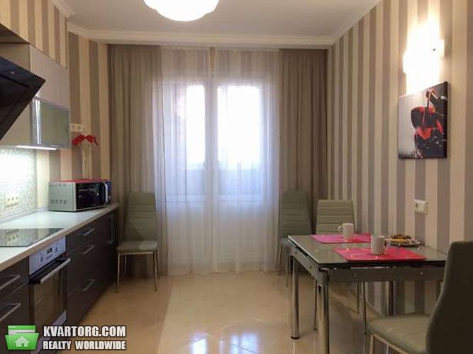 Rent out 3-room apartment. Киев,  Рижская — photo 7