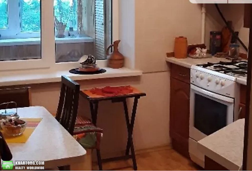 Sell 2-room apartment. Киев,  Зодчих — photo 2