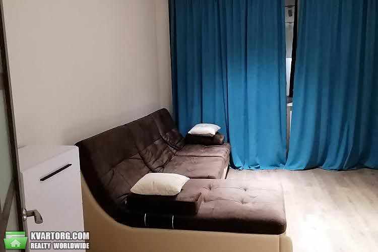 Rent out 2-room apartment. Киев,  Заболотного — photo 3