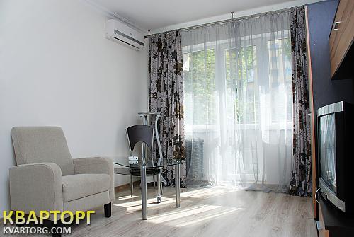 Rent out 1-room apartment. Киев,  Леси Украинки бул — photo 2