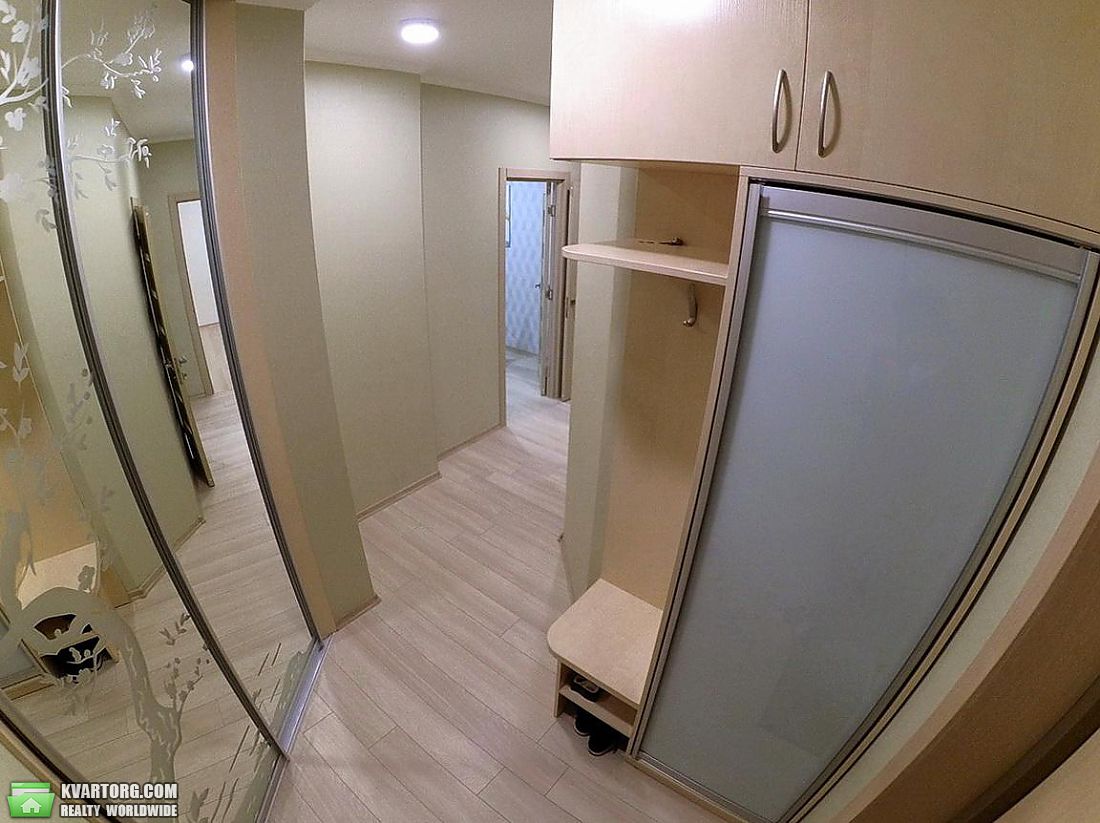 Rent out 1-room apartment. Киев,  Феодосийская — photo 10
