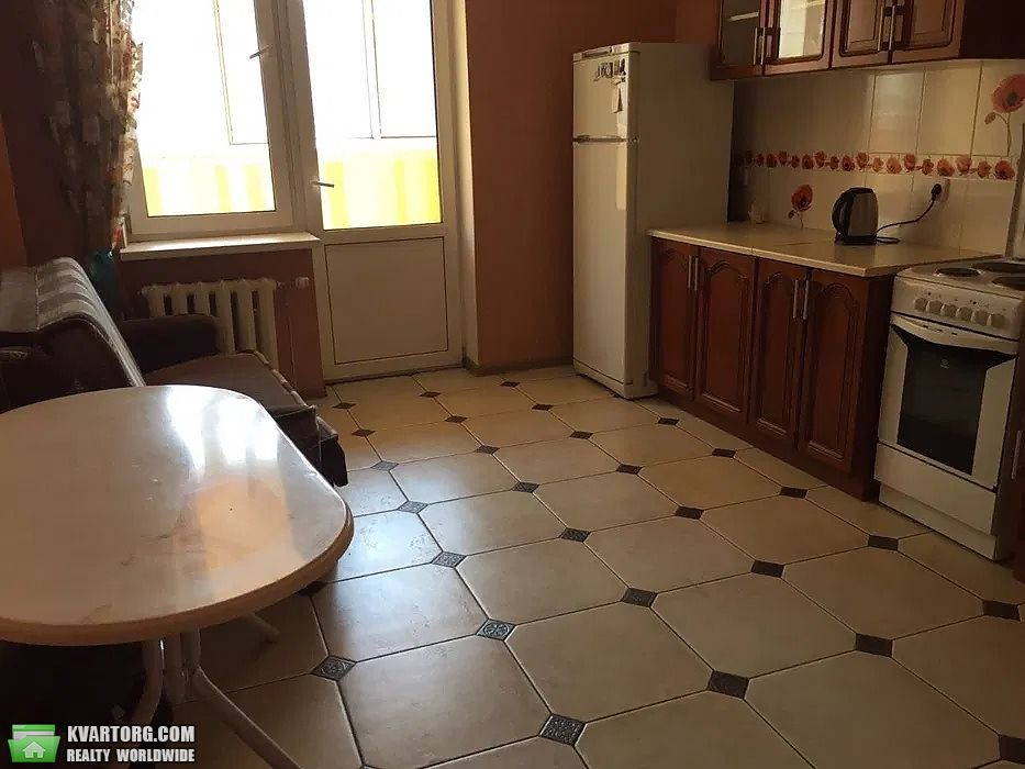 Rent out 1-room apartment. Киев,  Пчелки — photo 1