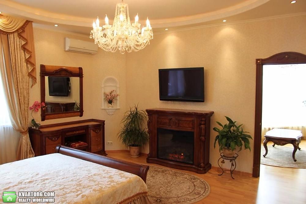 Rent out 3-room apartment. Киев,  Щорса — photo 4