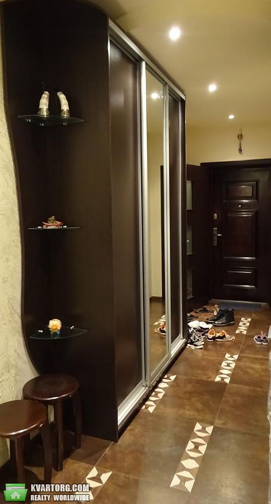 Rent out 2-room apartment. Киев,  Черновола — photo 4