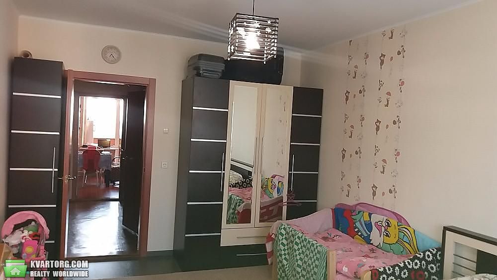 Sell 3-room apartment. Киев,  Пчелки — photo 4