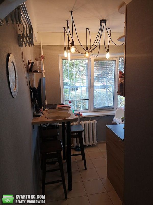 Sell 1-room apartment. Киев,  Миропольская — photo 5