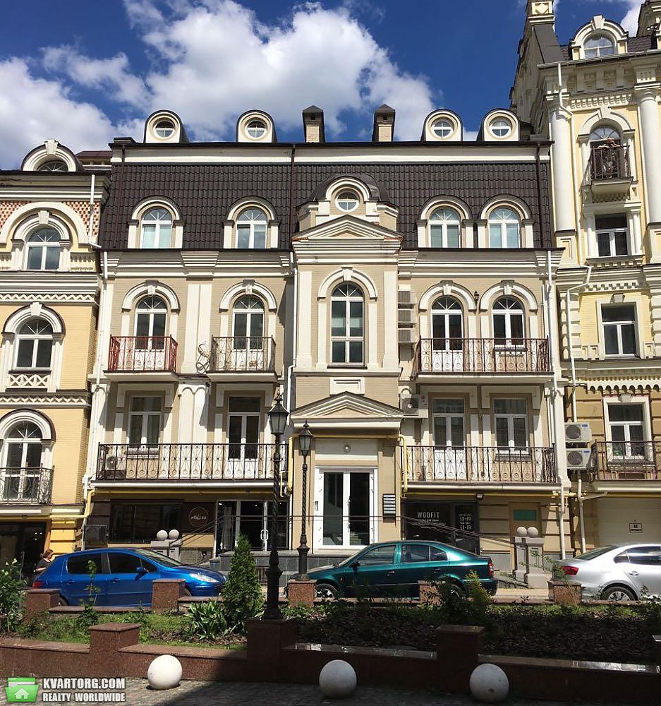Rent out 3-room apartment. Киев, Кожемяцкая — photo 1