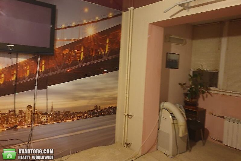 Sell 2-room apartment. Киев,  Алма-Атинская — photo 3
