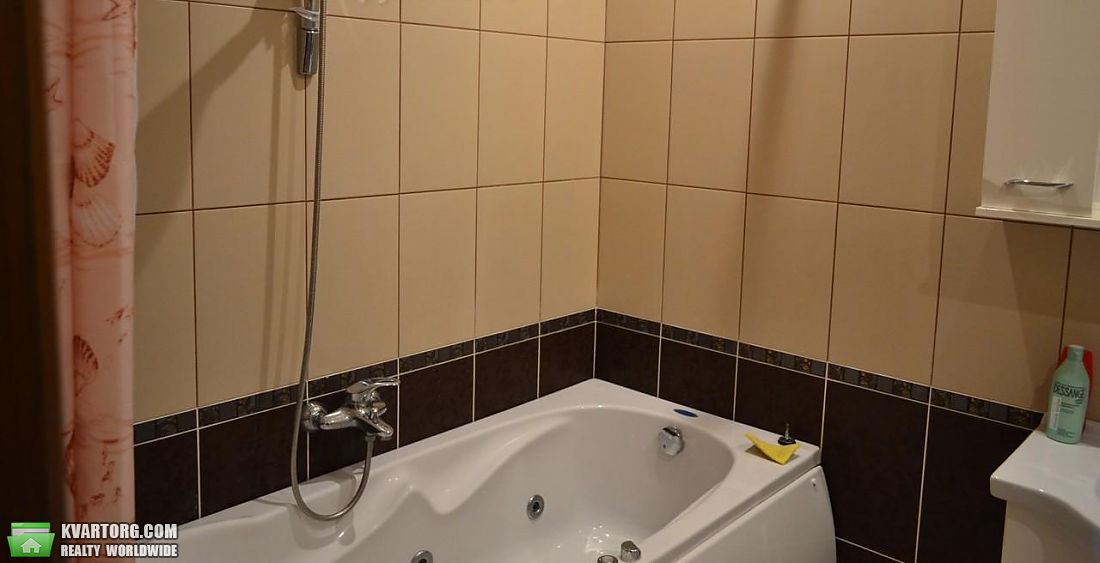 Rent out 2-room apartment. Киев,  Белорусская — photo 8